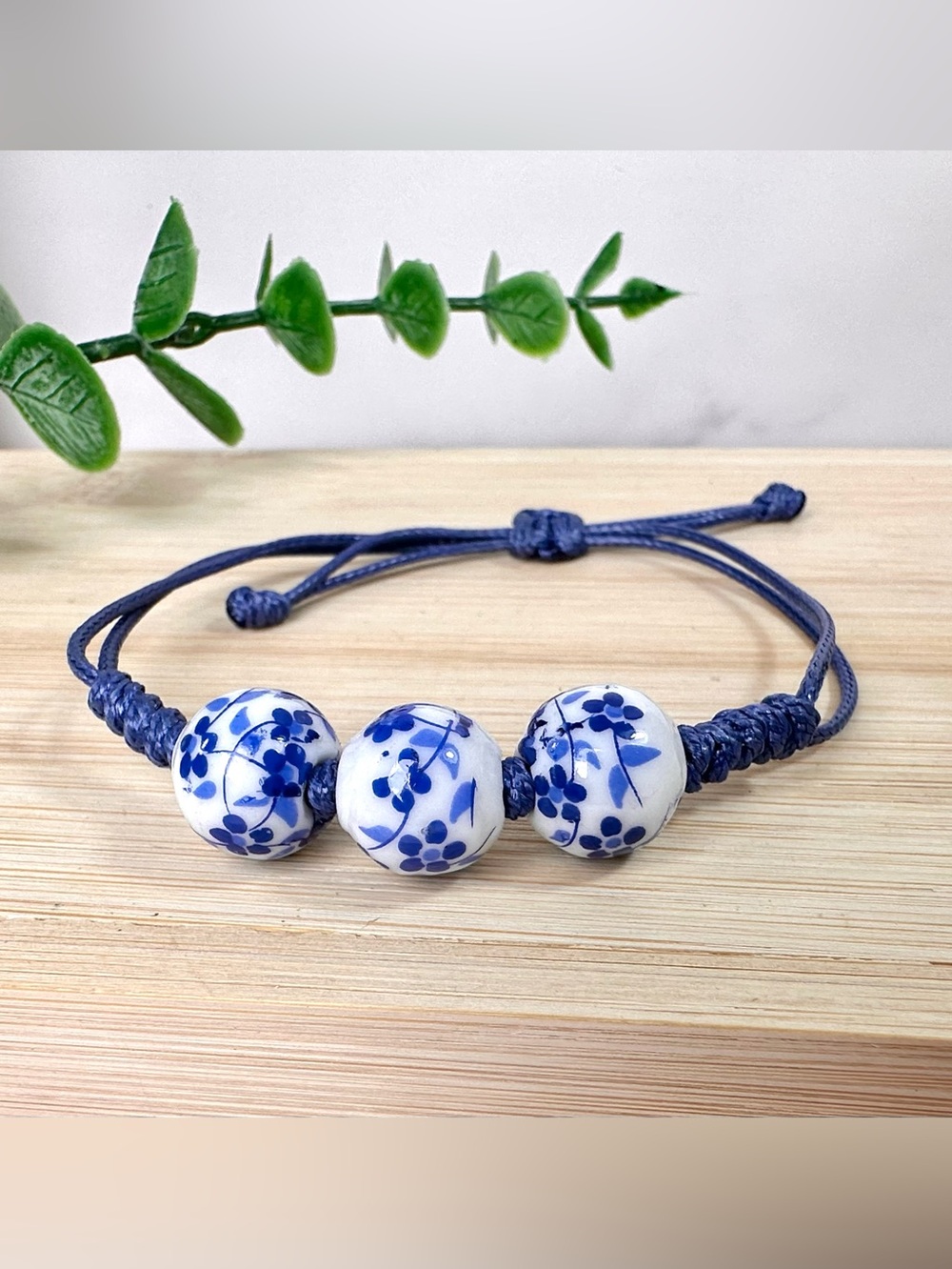 💙Blue and White Floral Ceramic Bead Adjustable Cord Bracelet
